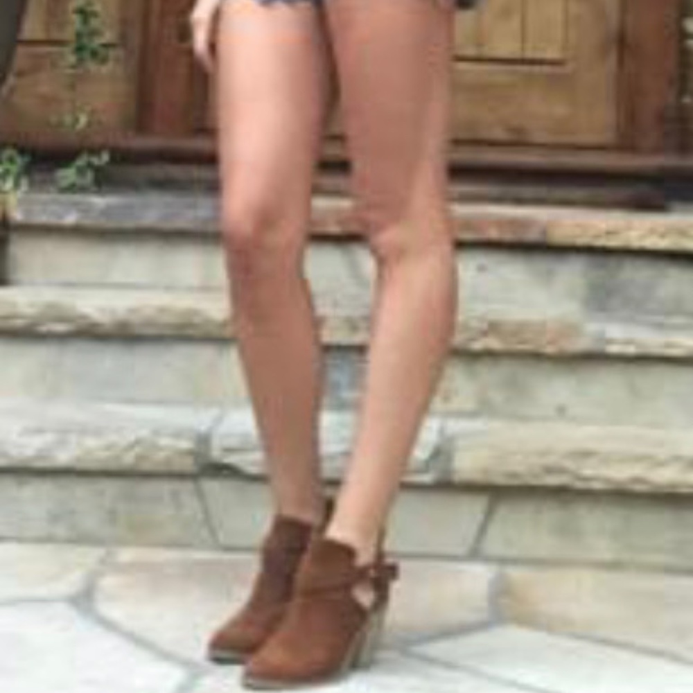 Kelsi Dagger Booties